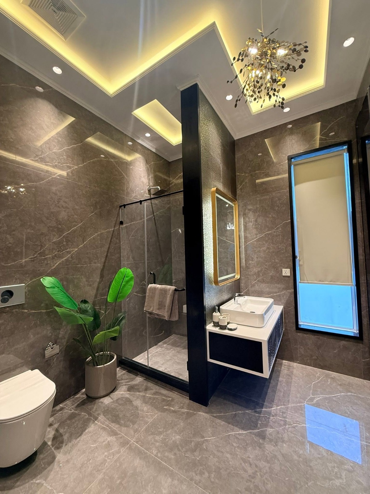Vertical water supply lines routed to ceiling by Sabbaq Fannan Al Riyadh